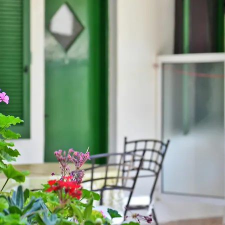 Aparthotel Lemonia